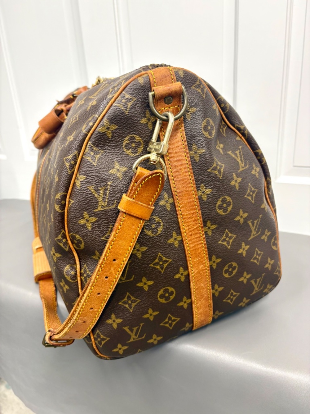Vintage Louis Vuitton Monogram Keepall Bandouliere 55 - Picture 4 of 13